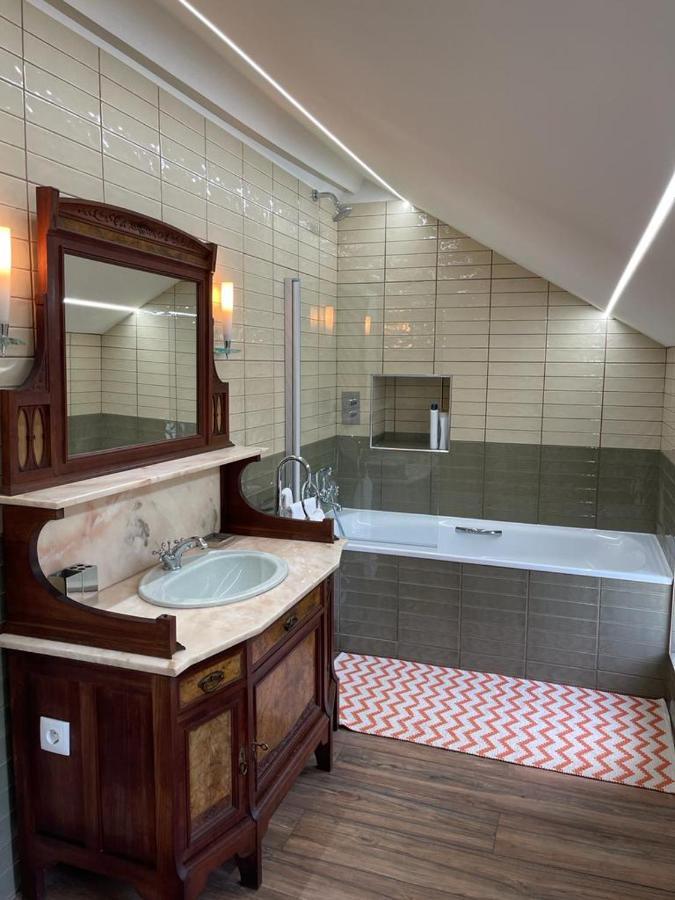 Vintage Balcony Guesthouse Ovar Ngoại thất bức ảnh
